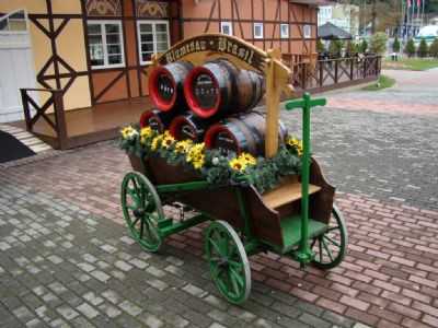 COMPLEXO COMERCIAL OKTOBERFEST - BLUMENAU SC, POR EDEMAR CARLOS HEBLING - BLUMENAU - SC