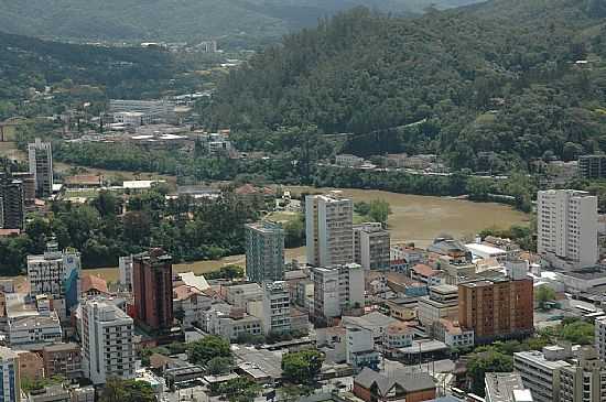 BLUMENAU-SC-VISTA AREA DA CIDADE E O RIO ITAJA-AU-FOTO:CIBILS FOTOJORNALISM - BLUMENAU - SC