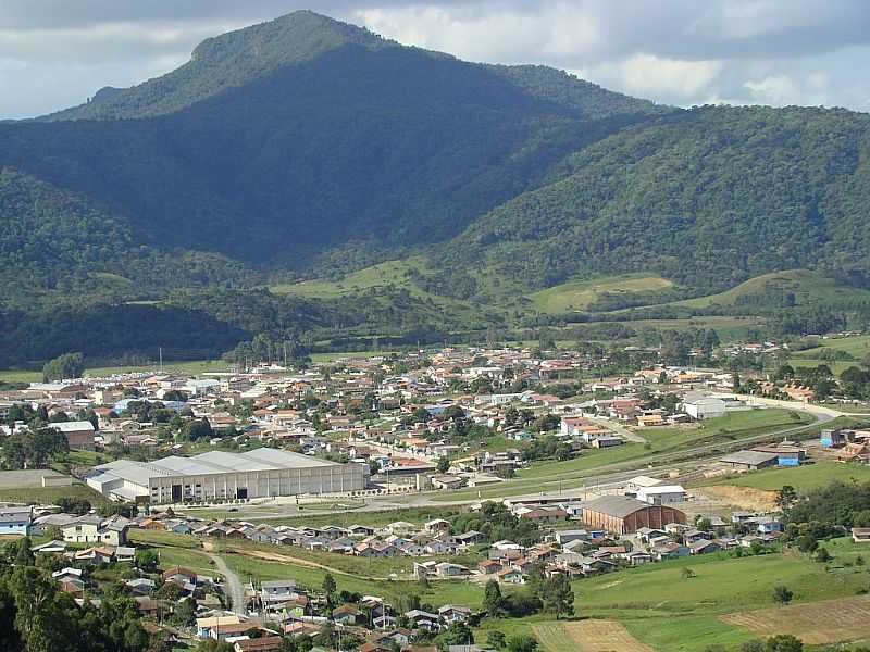 BOM RETIRO-SC-A CIDADE AO P DA SERRA-FOTO:DARIO LINS - BOM RETIRO - SC