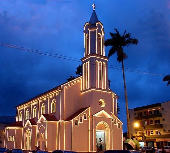 IGREJA MATRIZ-FOTO:JW2P - CAMBORI - SC