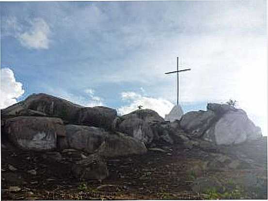 GIRAU DO PONCIANO-AL-CRUZEIRO NO MORRO DA SANTA CRUZ DA BOA VISTA-FOTO:ALEXANDRE DE OLIVEIRA  - GIRAU DO PONCIANO - AL