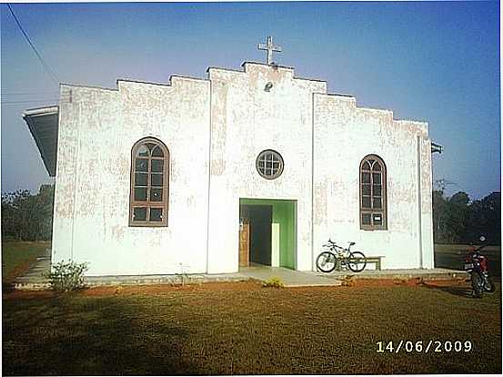 IGREJA NA LOCALIDADE DE CUBATO EM CAMPO ALEGRE-FOTO:MIGUEL ARCANJO SOUSA - CAMPO ALEGRE - SC