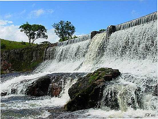 REPRESA EM CAMPO ALEGRE-FOTO:L. HENRIQUE S. - CAMPO ALEGRE - SC