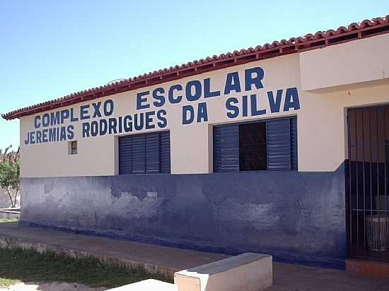 ESCOLA NO POVOADO DE MOCAMBO-BA-FOTO:PISANTOS - MOCAMBO - BA