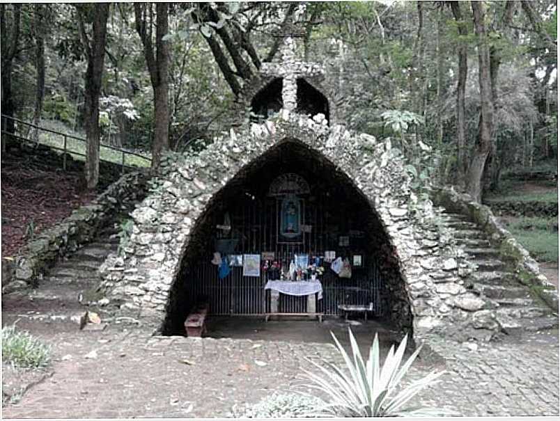 GRUTA DE NOSSA SENHORA DA SADE - CAPIVARI DE BAIXO - SC