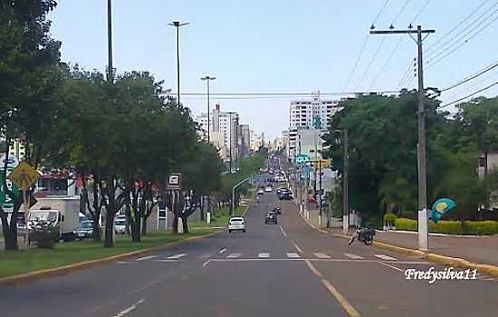 AVENIDA CENTRAL EM CHAPEC-FOTO:FREDYSILVA11 - CHAPEC - SC