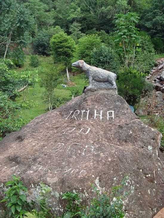 MONUMENTO AO PITOCO-FOTO:ALEX CARNIEL - CHAPEC - SC