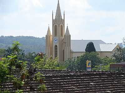 IGREJA MATRIZ-FOTO:VICENTEPN  - COCAL DO SUL - SC