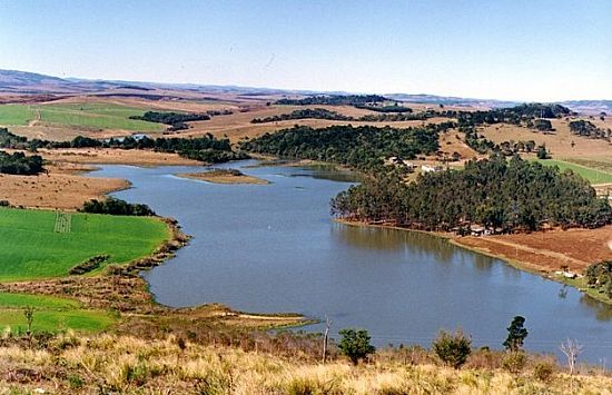 RIO CANOAS E VISTA DA REGIO DE CORREIA PINTO-SC - CORREIA PINTO - SC