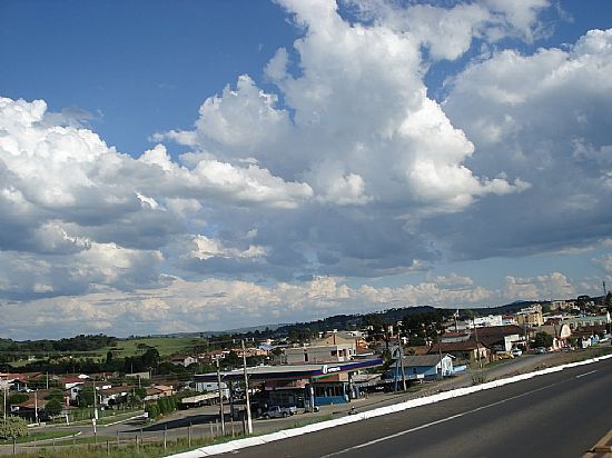 VISTA DE CORREIA PINTO-SC-FOTO:LEONIR ANGELO LUNARD - CORREIA PINTO - SC