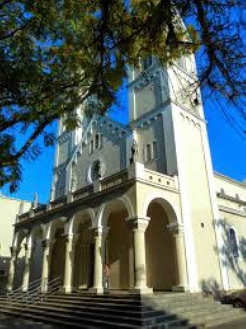 CRISCIMA-SC-CATEDRAL DE SO JOS-FOTO:WWW.GUASCATUR.COM  - CRICIMA - SC