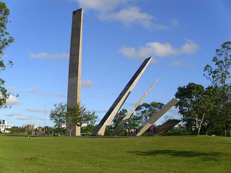 CRISCIMA-SC-MONUMENTO S ETNIAS-FOTO:JOS CARMINATTI - CRICIMA - SC