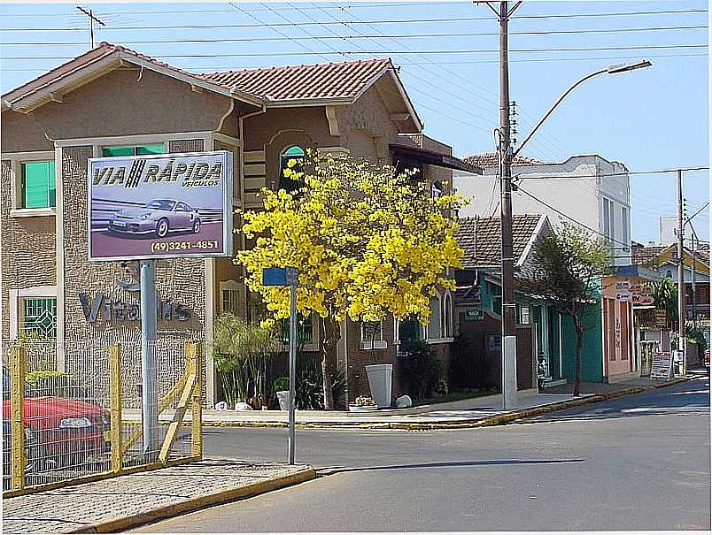 CURITIBANOS-SC-RUAS NO CENTRO-FOTO:WOLNEY CESAR FELIPE - CURITIBANOS - SC