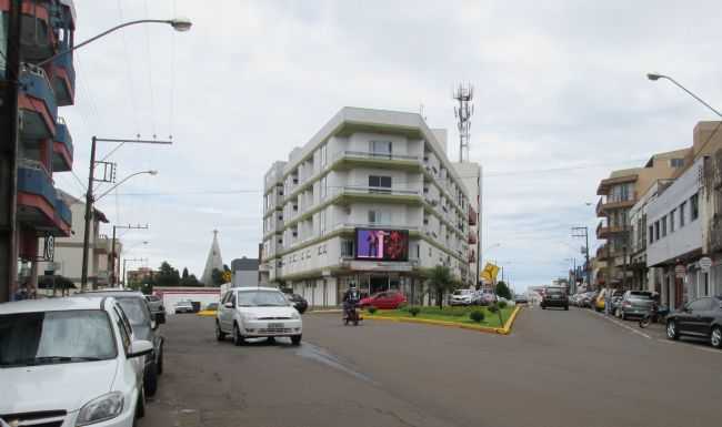 RUA SETE DE SETEMBRO/AVENIDA SANTA CATARINA, POR ALCIMAR LUIZ CALLEGARI - DIONSIO CERQUEIRA - SC