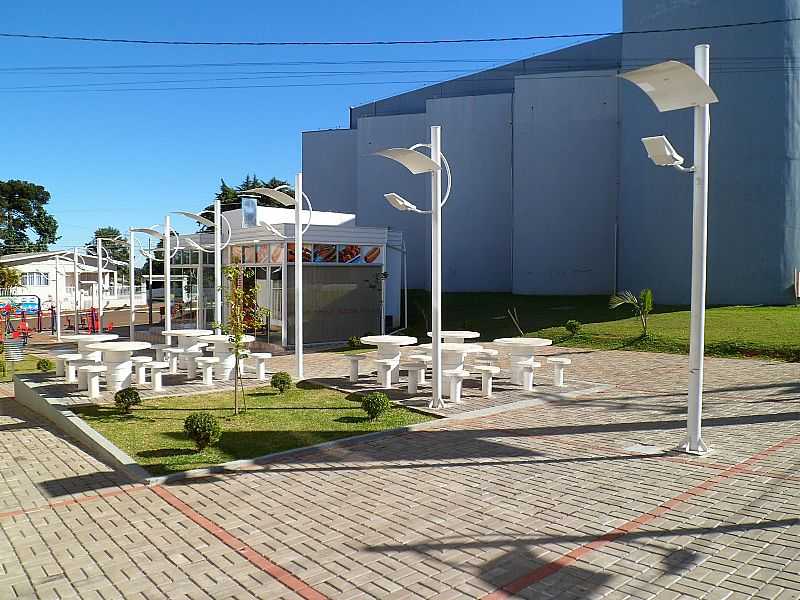 PRAA DO LADO DO BANCO DO BRASIL - DIONSIO CERQUEIRA - SC