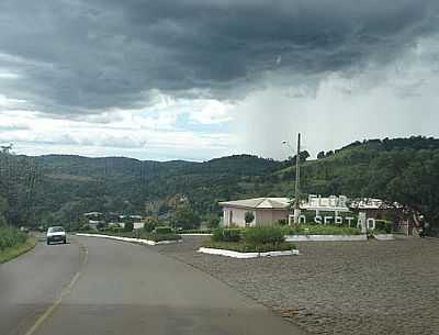 ENTRADA DA CIDADE-FOTO:IONILDO SANCHES  - FLOR DO SERTO - SC