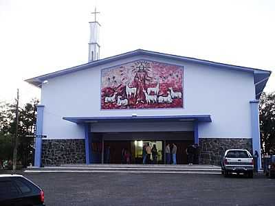 IGREJA MATRIZ-FOTO:FELIPE STEFANIACK  - FORQUILHINHA - SC