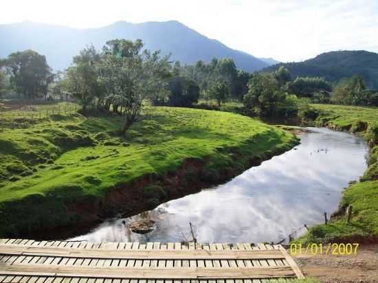 RIO TRES BARRAS, POR CRIS WIESNER - GARUVA - SC