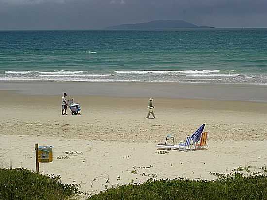 PRAIA DE PALMAS DO ARVOREDO EM GOVERNADOR CELSO RAMOS-SC-FOTO:CAIO DE SANTI - GOVERNADOR CELSO RAMOS - SC