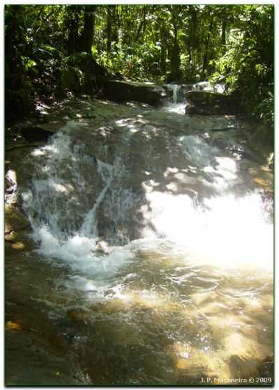 CACHOEIRA PEDRA LISA, POR J. P. MAANEIRO - GUABIRUBA - SC