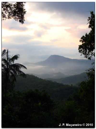 PARQUE NACIONAL DA SERRA DO ITAJA - VISTA MORRO SO JOS, POR J. P. MAANEIRO - GUABIRUBA - SC