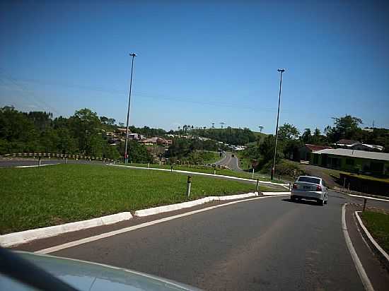 TREVO DE ACESSO DE GUARACIABA-SC-FOTO:DIRCEU PEREIRA SMO/P - GUARACIABA - SC