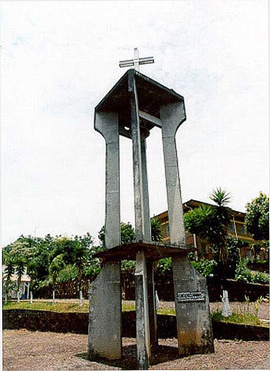 SINO DA IGREJA-FOTO:LOIVINHO A.M.FRANA - GUARUJ DO SUL - SC