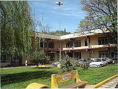 PREFEITURA MUNICIPAL-FOTO:JAPAHILLA  - HERVAL D OESTE - SC