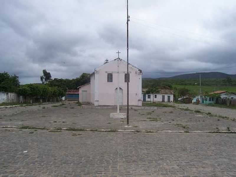 MORRINHOS-BA-IGREJA DO POVOADO-FOTO:FLOGAO.COM.BR - MORRINHOS - BA