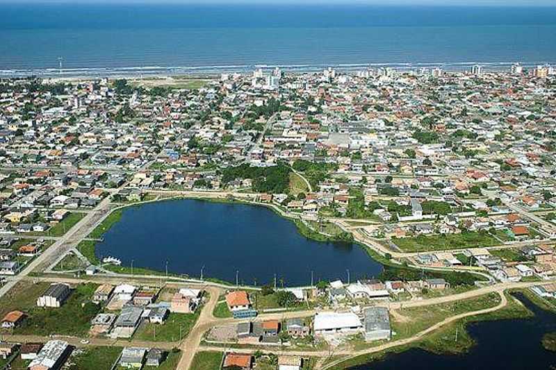 LAGOA DO JACAR, NO CENTRO DE PRAIA DO RINCO - SC - IARA - SC