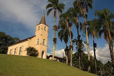 IGREJA-FOTO:LEO LAPS  - ITOUPAVA - SC
