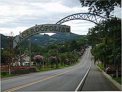 PORTAL DE ENTRADA-FOTO:AURI BRANDO  - LACERDPOLIS - SC