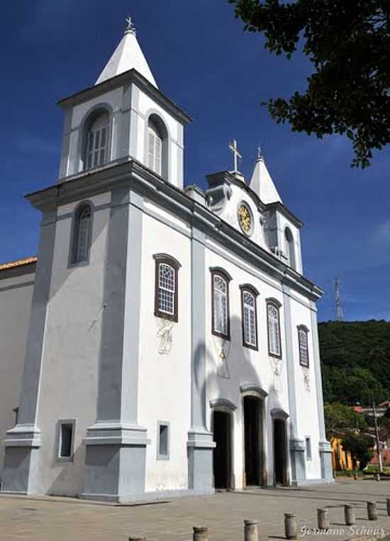 IGREJA MATRIZ DE SANTO ANTNIO DOS ANJOS EM LAGUNA-SC-FOTO:GERMANO SCHR - LAGUNA - SC