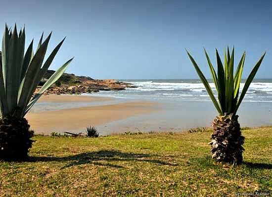 PRAIA DA TEREZA EM LAGUNA-SC-FOTO:GERMANO SCHR - LAGUNA - SC