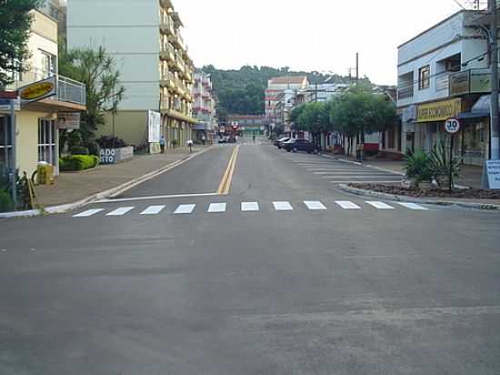 CENTRO DA CIDADE FOTO
RICIRI APPELT - MARAVILHA - SC