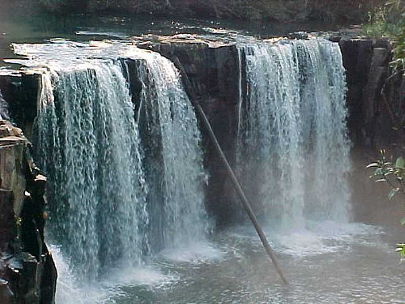 MATOS COSTA-SC-CACHOEIRA NA FAZENDA ESMERALDA-FOTO:BR.GEOVIEW.INFO - MATOS COSTA - SC