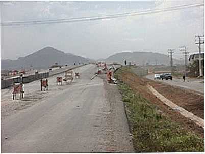 ACESSO  MORRO GRANDE-FOTO:PACM BR101SCRS GEREN  - MORRO GRANDE - SC