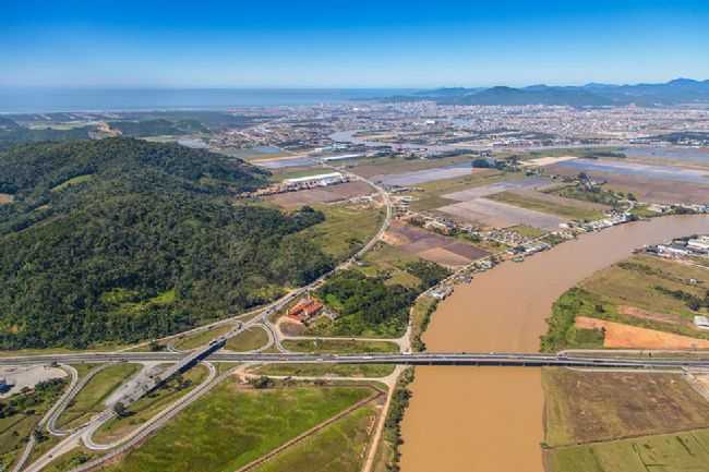 POR WILSON MARIA CORSINO - NAVEGANTES - SC