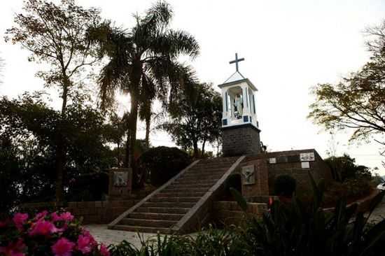 MORRO DA SANTINHA ORLEANS SC., POR MARIA DE FTIMA COSTA - ORLEANS - SC