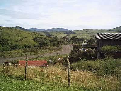 ESTRADA EM PERIC-FOTO:RODRIGOSANTOS  - PERIC - SC