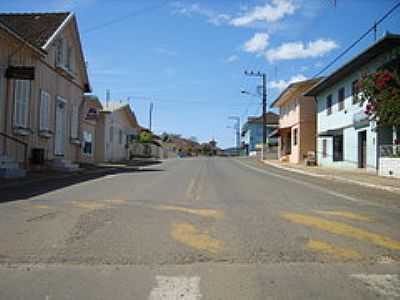 CIDADE TIPICAMENTE ALEM-FOTO:AURI BRANDO - PERITIBA - SC