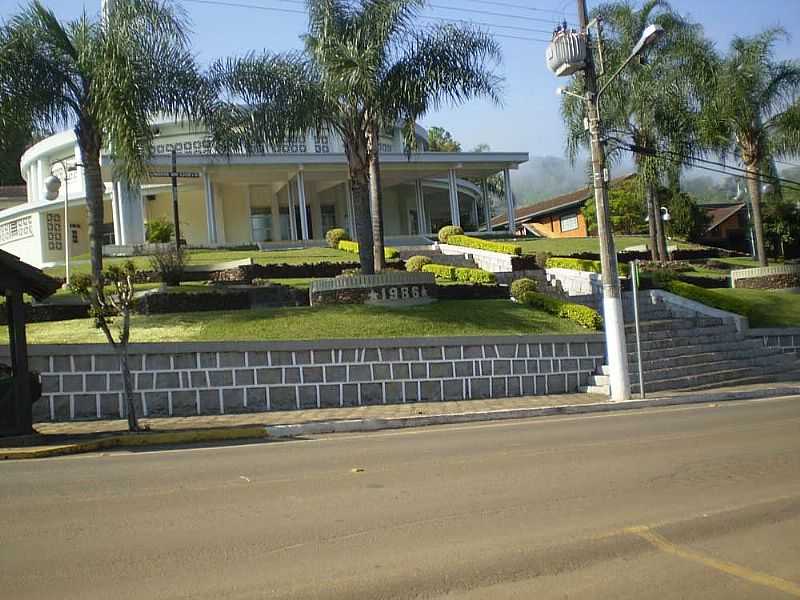 PERITIBA-SC-MATRIZ DE SANTO IZIDORO-FOTO:EGON ROHDE - PERITIBA - SC