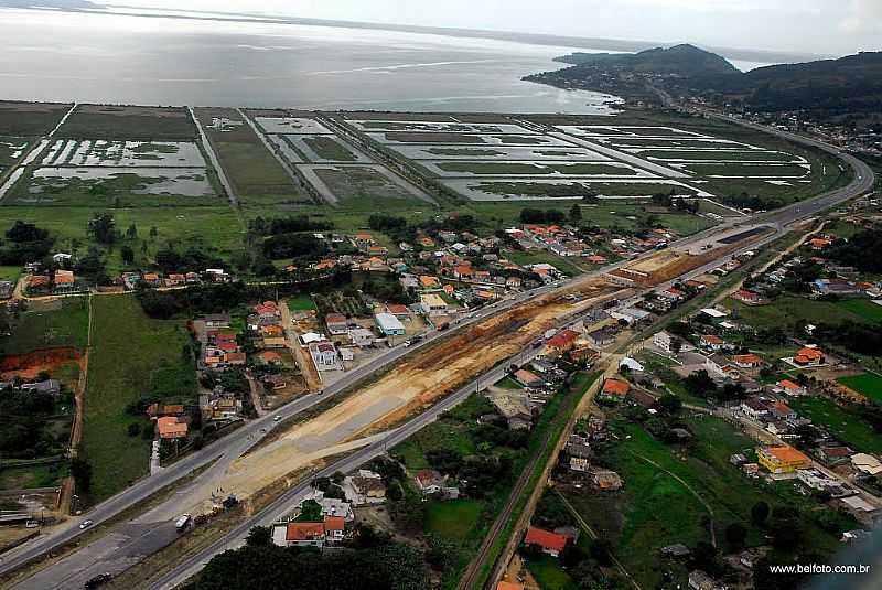 PESCARIA BRAVA-SC-VISTA AREA-FOTO:PACM BR101 - PESCARIA BRAVA - SC