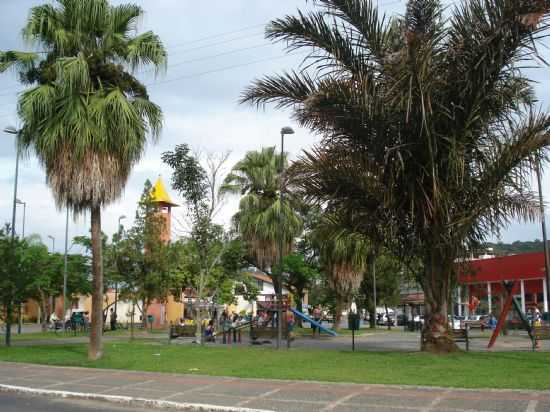 PRACINHA CENTRAL DE PIRABEIRABA, POR VITOR BUSARELLO - PIRABEIRABA - SC