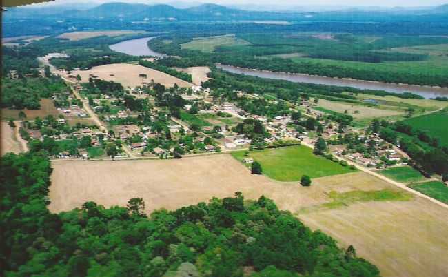 LUGAR TRANQUILO PARA MORAR., POR EDSON THADEU ROGRIO MALLMANN - POO PRETO - SC