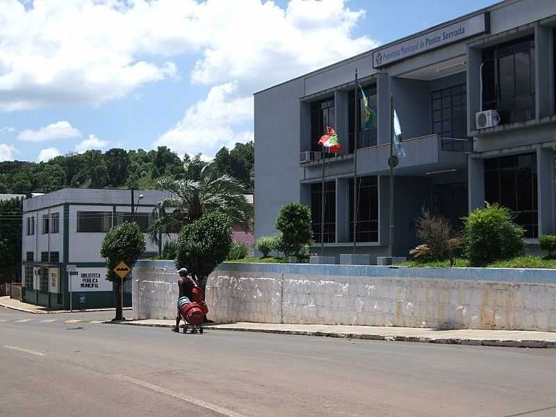 PONTE SERRADA-SC-PREFEITURA E BIBLIOTECA MUNICIPAL-FOTO:FILIPE OLIVEIRA - PONTE SERRADA - SC