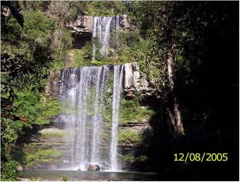 POUSO REDONDO-SC-CACHOEIRA NO CAMPING SALTO POMBINHAS - POUSO REDONDO - SC