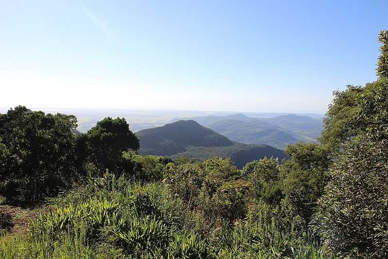 PRAIA GRANDE-SC-A CAMINHO DOS CANYONS-FOTO:GILBERTO DE BONA - PRAIA GRANDE - SC