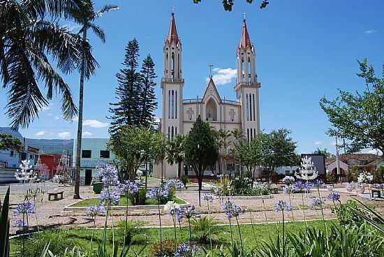 PRAIA GRANDE-SC-PRAA E IGREJA DE SO SEBASTIO-FOTO:MARLON ANTONELLI - PRAIA GRANDE - SC