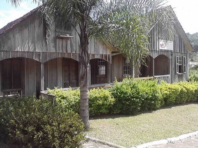 CASA DE CULTURA DE QUILOMBO - QUILOMBO - SC